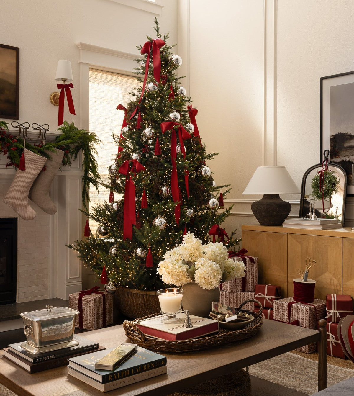 7.5' Norway Spruce Pre-Lit Christmas Tree