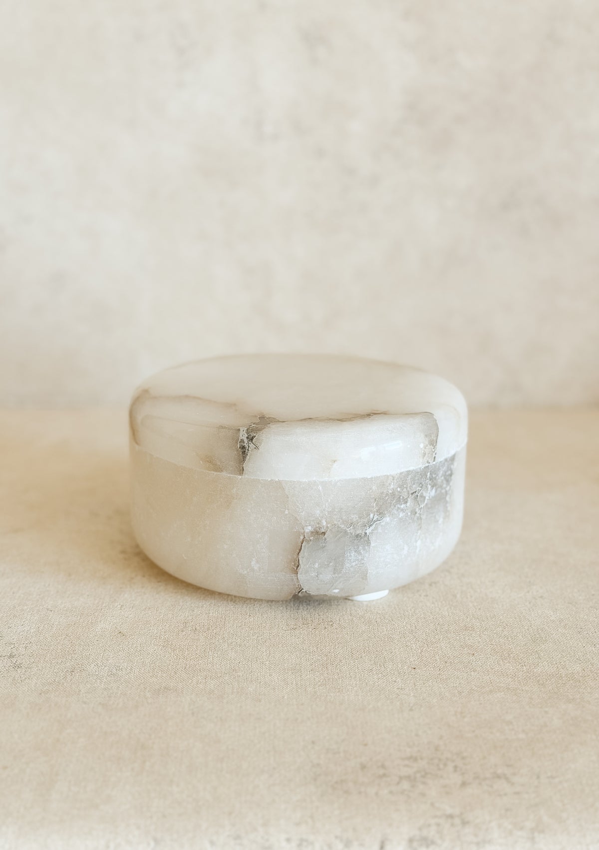 Alabaster Round Box – Cottage Home