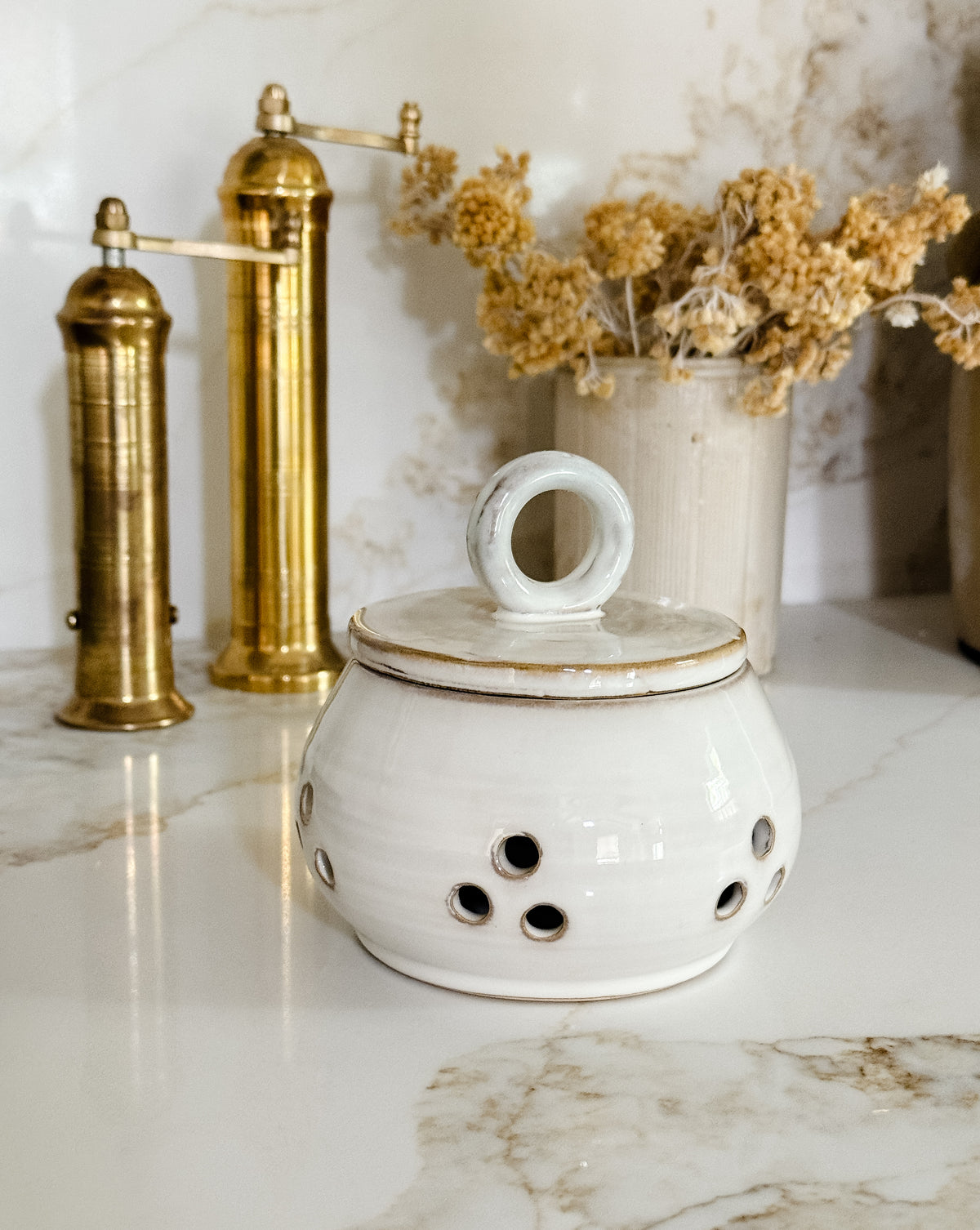 Bijloo Keeper Garlic Keeper – Cottage Home