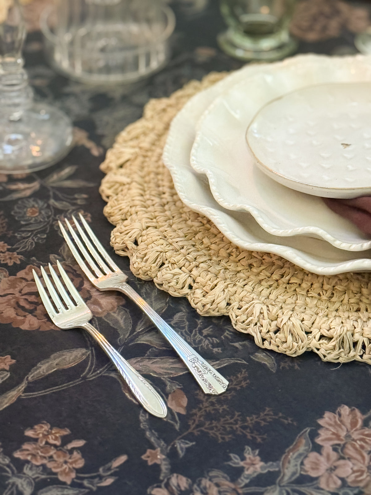 Place Ma Serena Round Placemat – Cottage Home