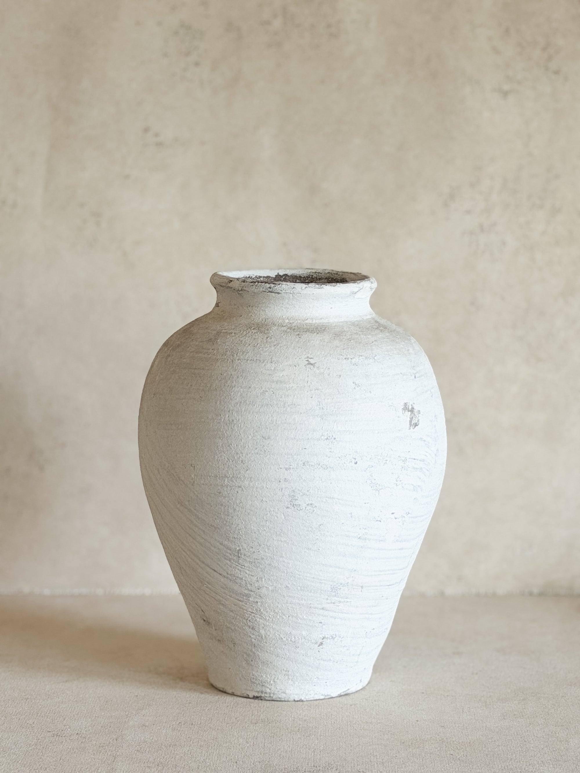 Valentina White Vessel No. 70