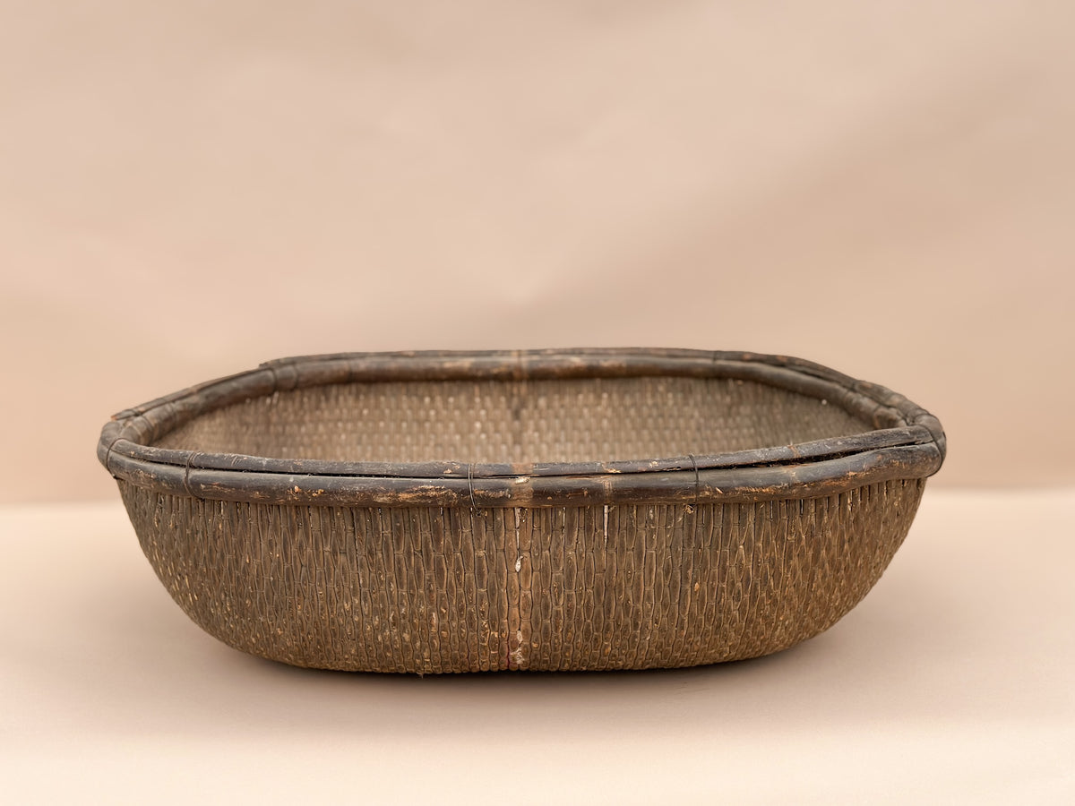 Vintage Harvest Tree Basket, XL Size