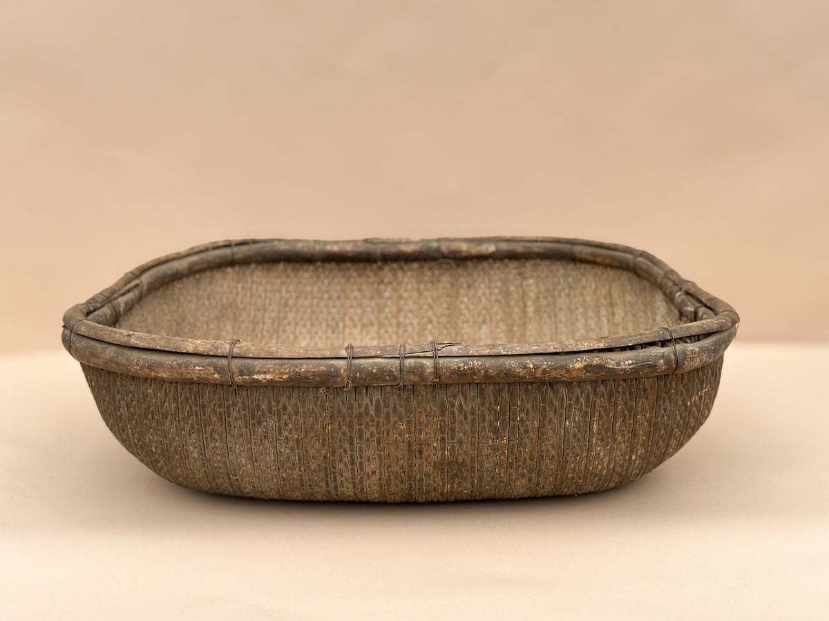 Vintage Harvest Tree Basket, XL Size