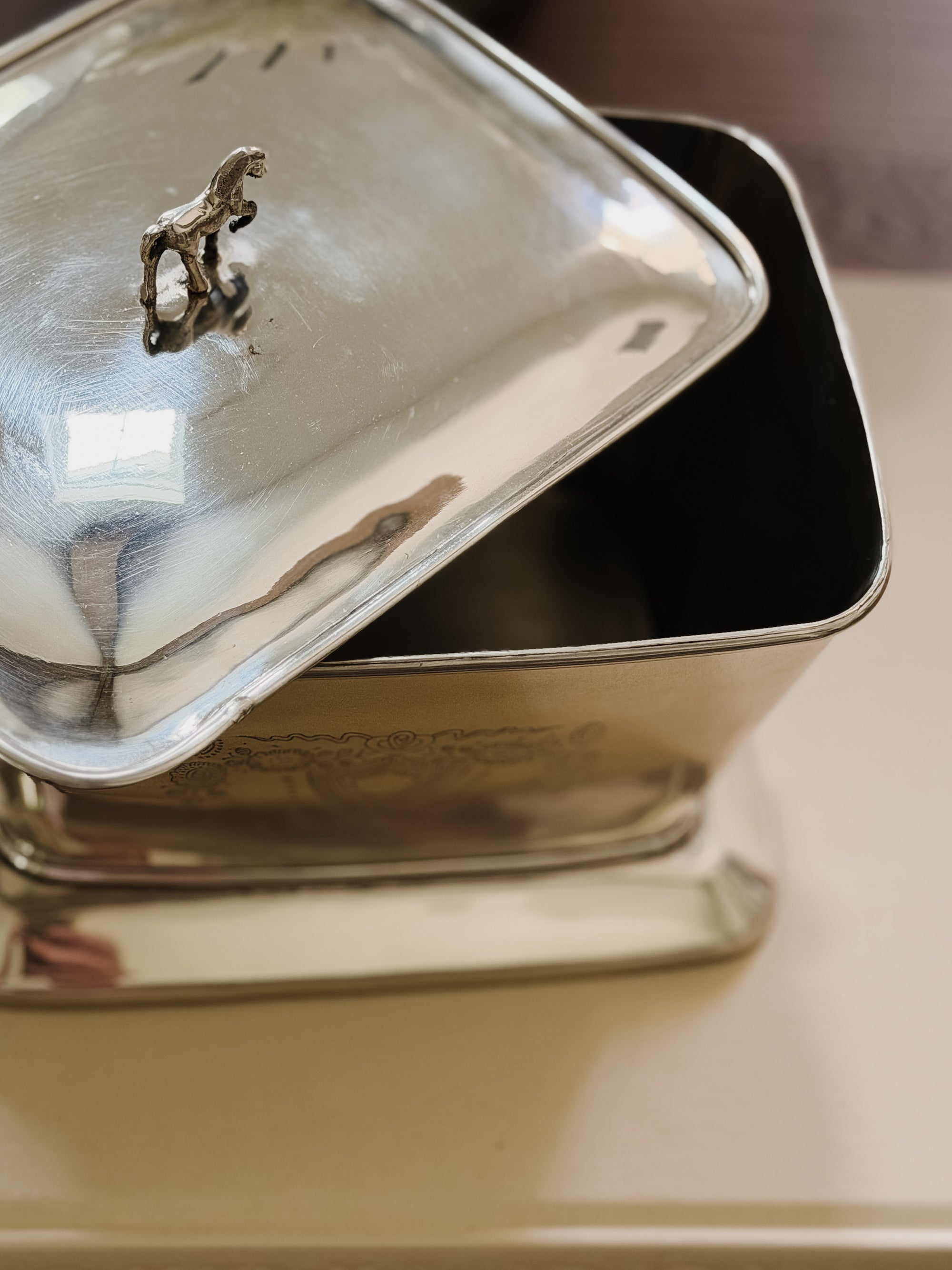 Silver Derby Box