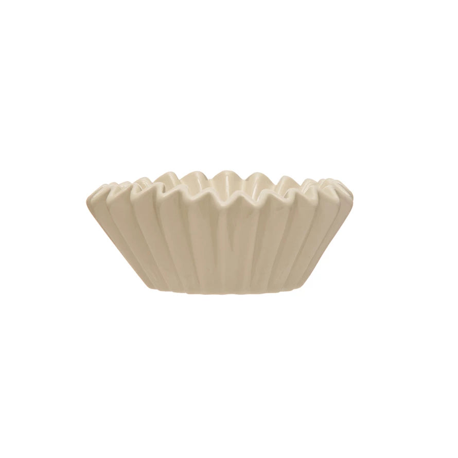 Creamy Fluted Bowl